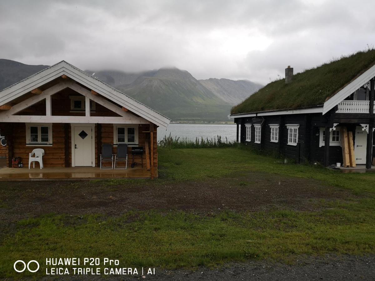 Lyngen Ski- Og Fiskecamp Lenangsoyra Exteriör bild